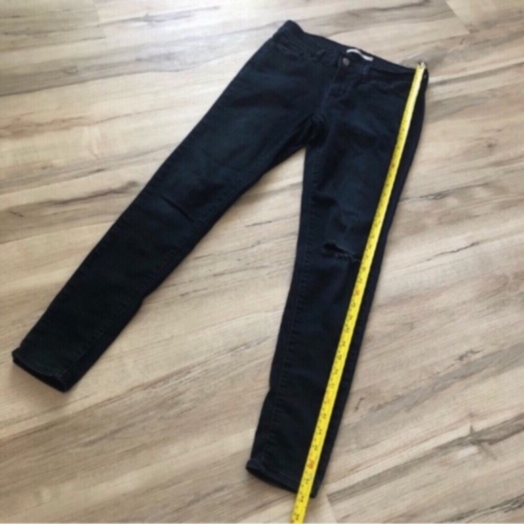 Levi’s Dark Wash Super Skinny Jeans - Picture 9 of 10